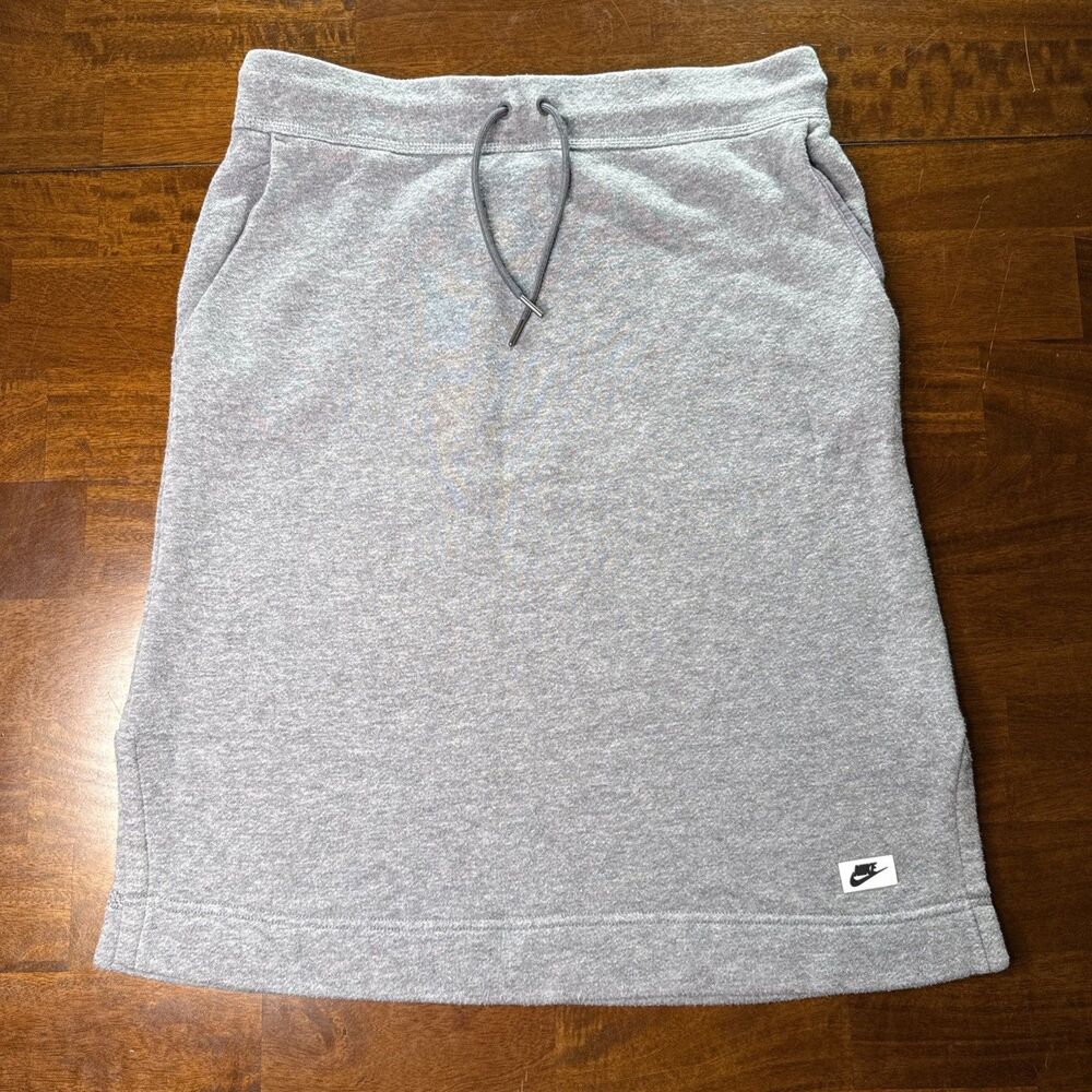 Nike Gray Fleece Midi Skirt Womens Medium Waist Tie Drawstring Casual Athletic
